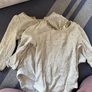 2pk Baby Gap Grey Onesie with bubble sleeves and lace 3-6mo